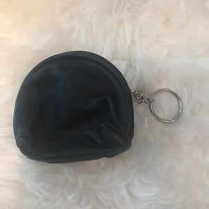 Wilson’s Leather Black Zipper Key Pouch